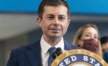 Американцы пошлют гея на помощь Зеленскому