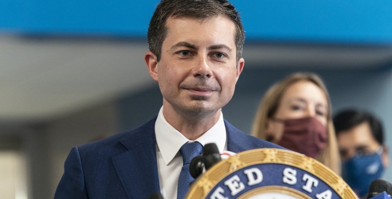 Американцы пошлют гея на помощь Зеленскому