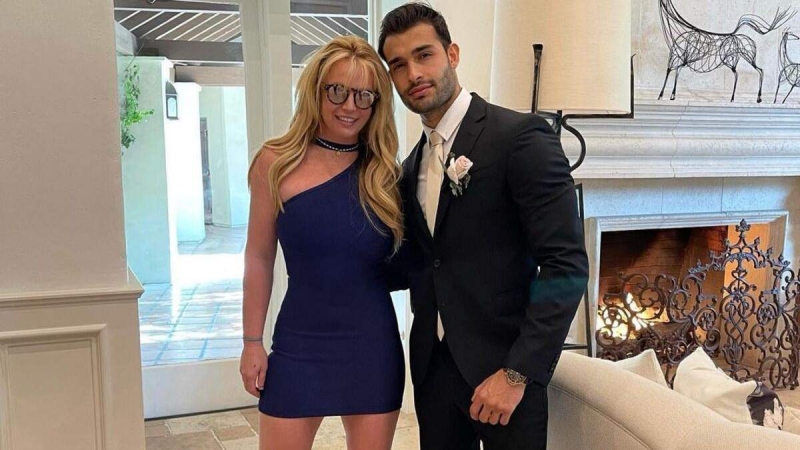 Бритни Спирс выходит замуж за Сэма Асгари