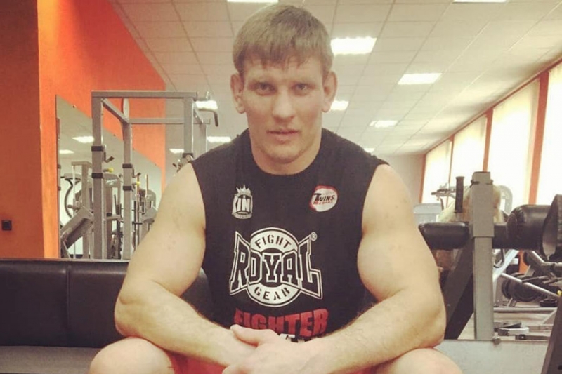 «Его ждут пытки и содержание под стражей»: бойца ММА экстрадировали в Белоруссию