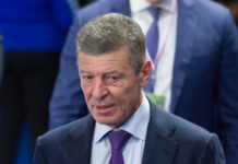 Козак отметил схожесть позиций Зеленского и Порошенко по Донбассу