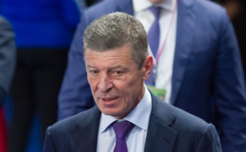 Козак отметил схожесть позиций Зеленского и Порошенко по Донбассу