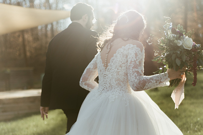 Невеста обвинила похудевшую сестру в попытке ее затмить