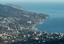 В Крыму назвали сотрясанием воздуха слова Порошенко о «возвращении» полуострова