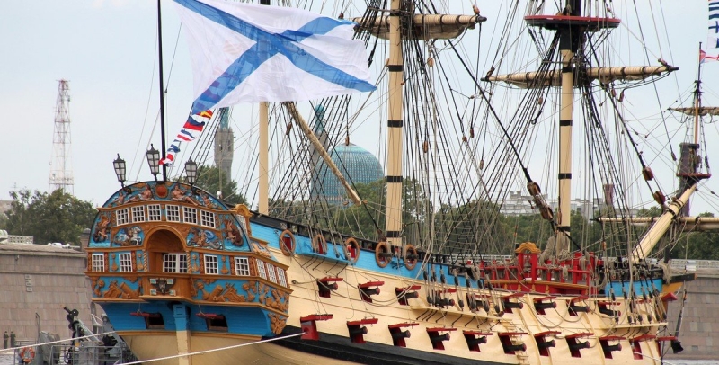 Все по местам, главный парад наступает!