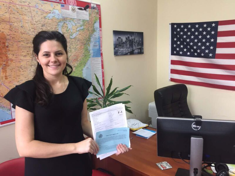 Программа Work and Travel 2025: Летняя работа для студентов и уникальные возможности