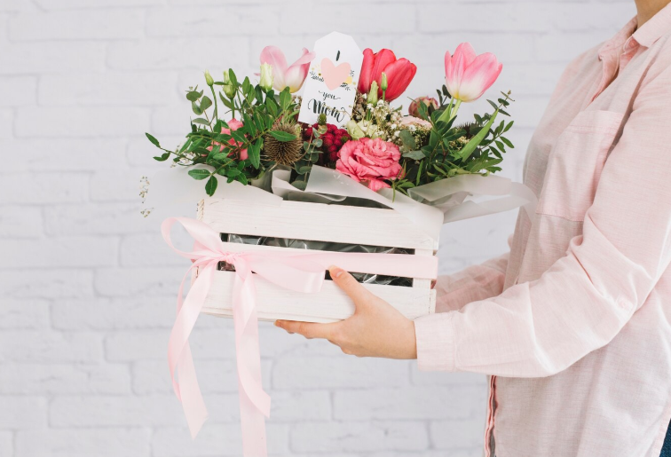 Доставка цветов: почему эта услуга стала незаменимой и какие преимущества она дарит