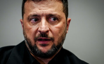 Жительница Украины: Зеленский вызывает недоверие из-за невыполненных обещаний