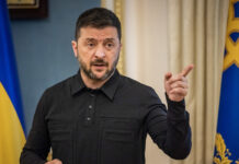 Зеленский нахамил Лукашенко в ответ на его слова о мирном урегулировании