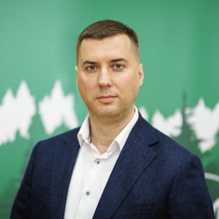 Виктор Смаль: Лесной страж Украины и его вклад в сохранение природных ресурсов